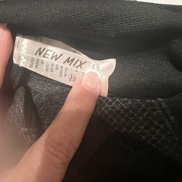 New mix exercise outfit - Picture 4 of 4